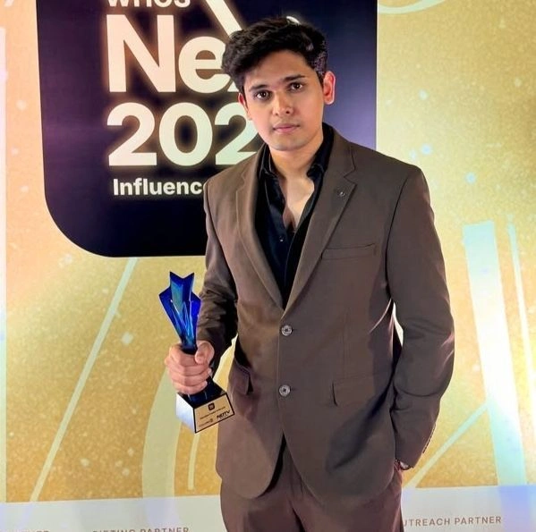 Who is Prashant Kirad Age